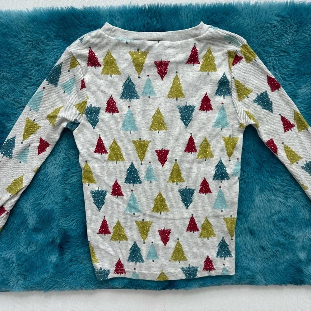 Carter's Kids Pajama Set with Tree Print Size 6
